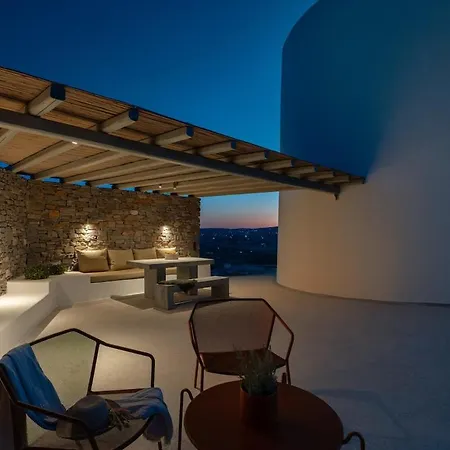 Origin The Cycladic Windmill Experience ナウサ